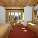 La Prairie Hotel
