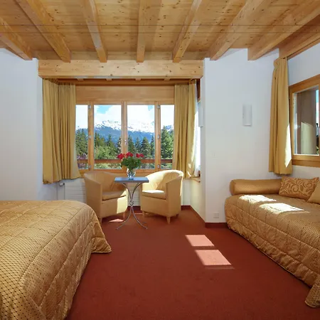 La Prairie Hotel