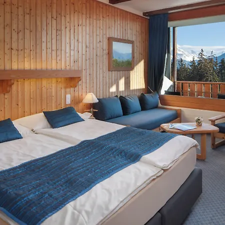 Hotel La Prairie 3*