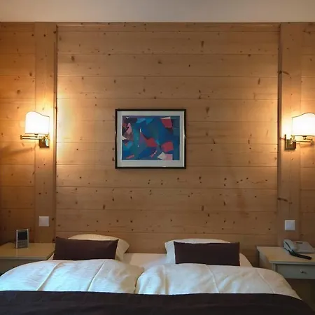 Hotel La Prairie 3*