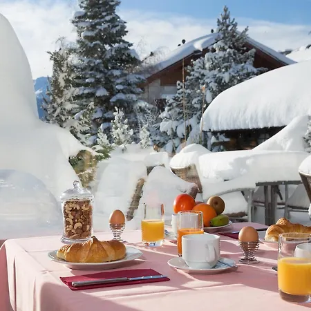 La Prairie Hotel
