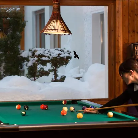 Otel La Prairie Crans-Montana