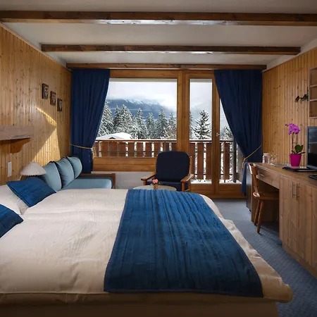 La Prairie Hotel 3*